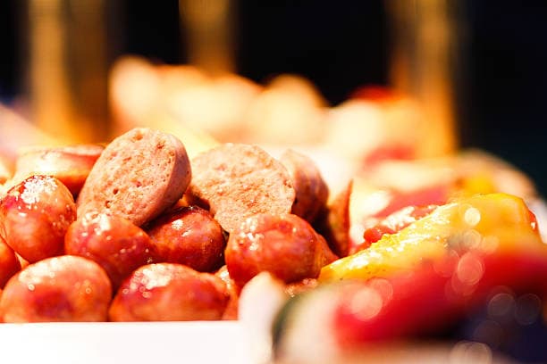 تصویر 1 از سوسیس هلندی با ادویه ملایم و طعمی متعادل